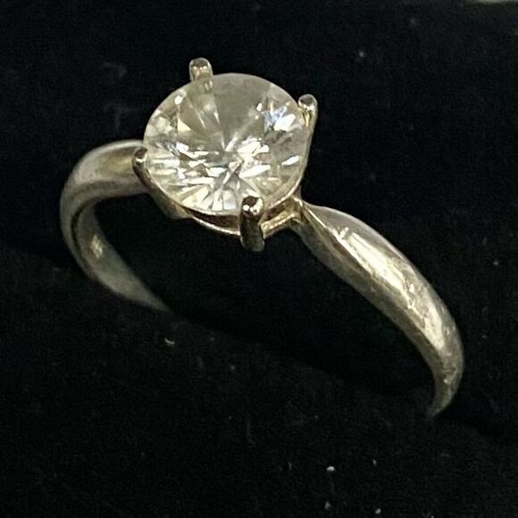 DM# Striking Cz & Sterling 925 Silver Ring 6 3/4 - Picture 8 of 11